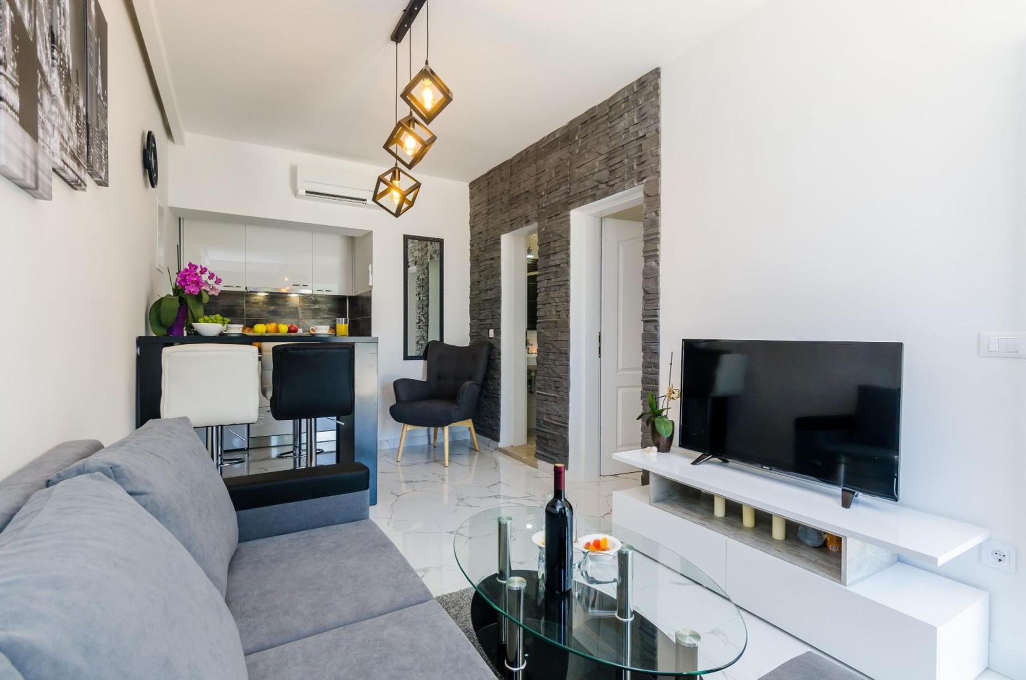 Mata Family Apartments Molunat Bilik gambar