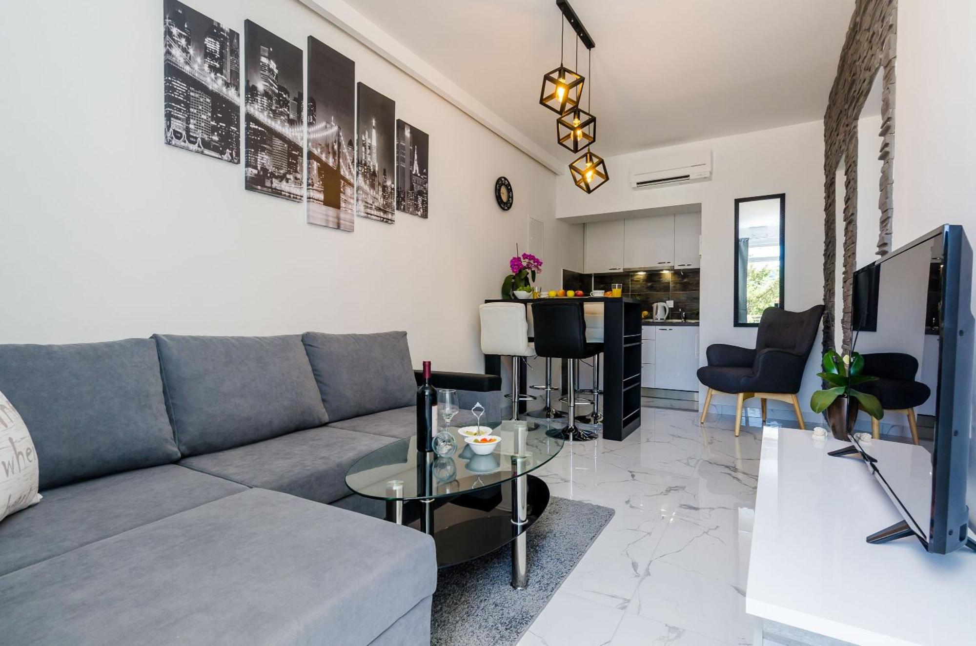 Mata Family Apartments Molunat Bilik gambar